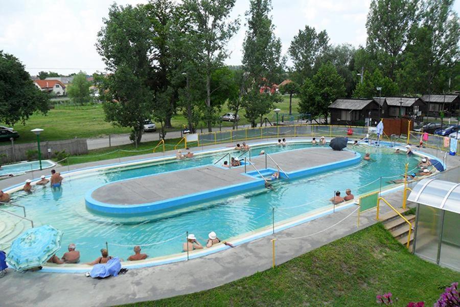 Termal Apartmanhaz Veresegyház Buitenkant foto